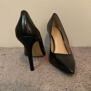 Sak Fifth Avenue Black Pumps (4" heel)